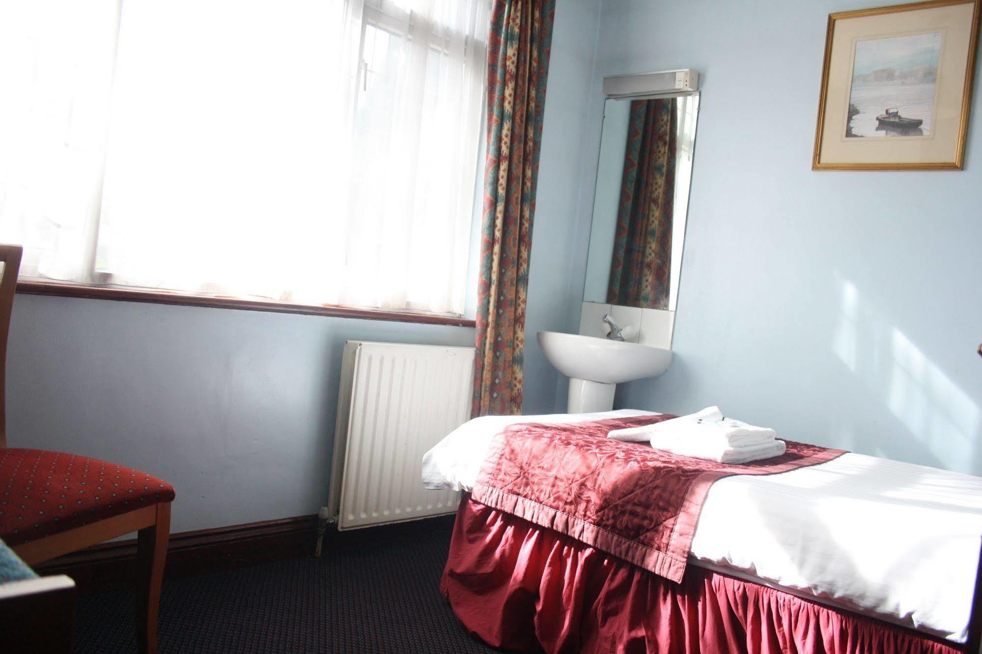 Kings Paget Hotel West Drayton  Exterior foto